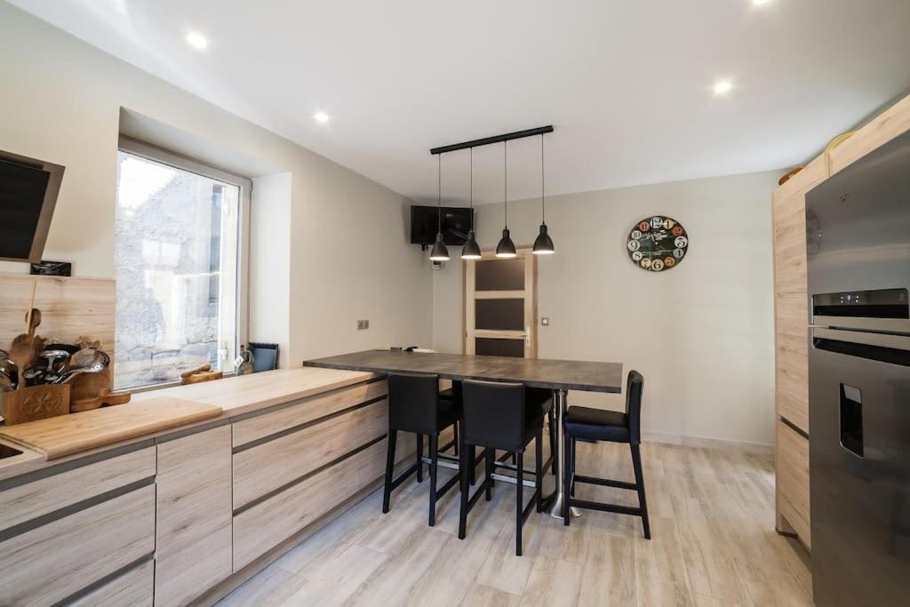 Les Chambres D'Hotes Chez Alisa Et Daniel Сарла-ла-Канеда Экстерьер фото