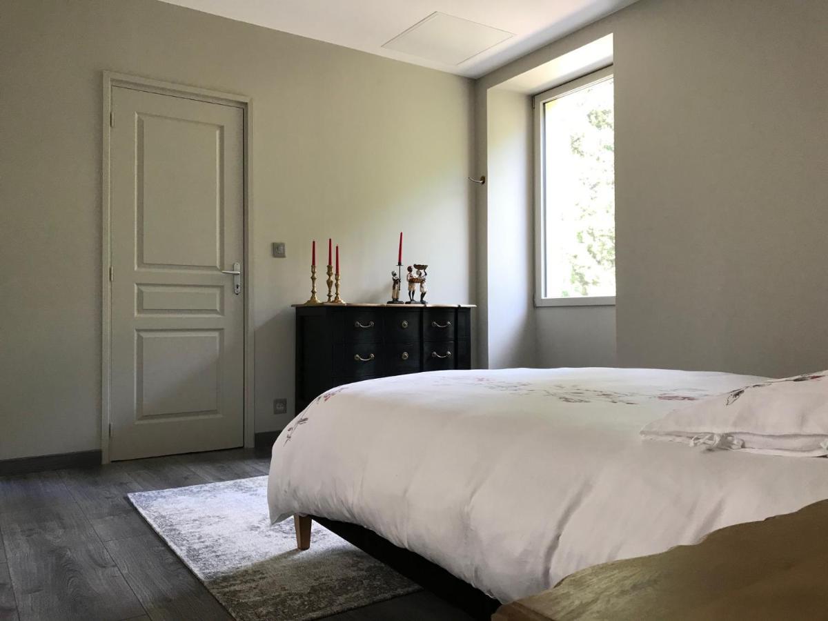 Les Chambres D'Hotes Chez Alisa Et Daniel Сарла-ла-Канеда Экстерьер фото