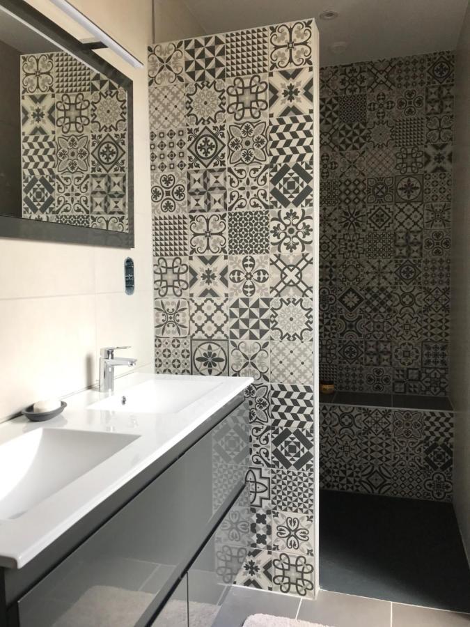 Les Chambres D'Hotes Chez Alisa Et Daniel Сарла-ла-Канеда Экстерьер фото